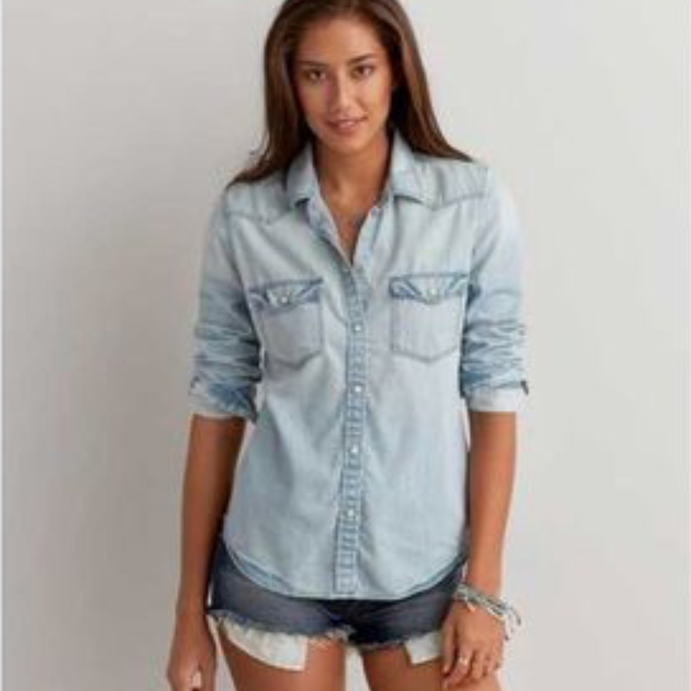 Denim button down shirt- AEO (LIGHT WASH)